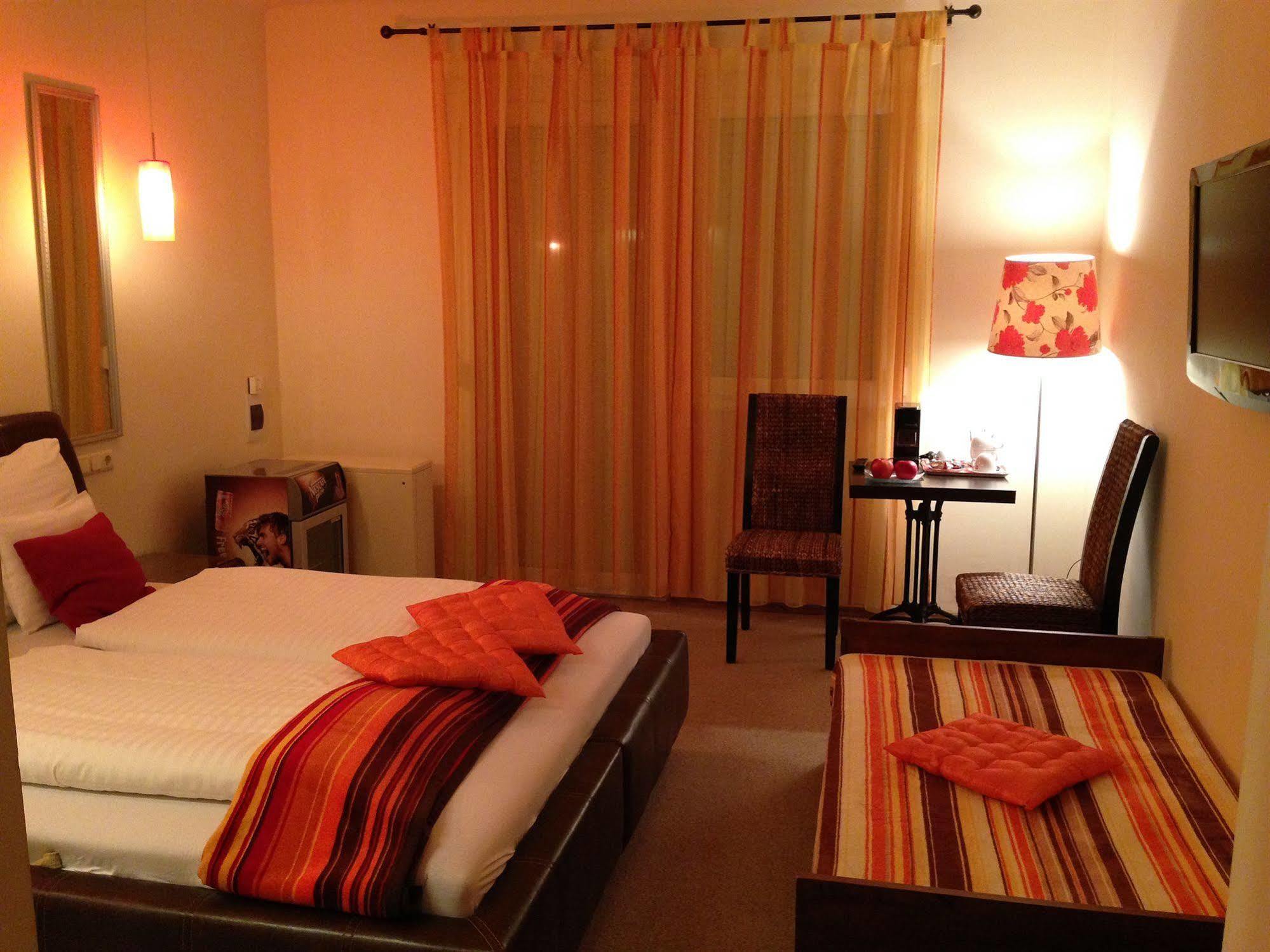 Hotel Al Faro Lodge Am See 포돌스돌프앰씨 외부 사진