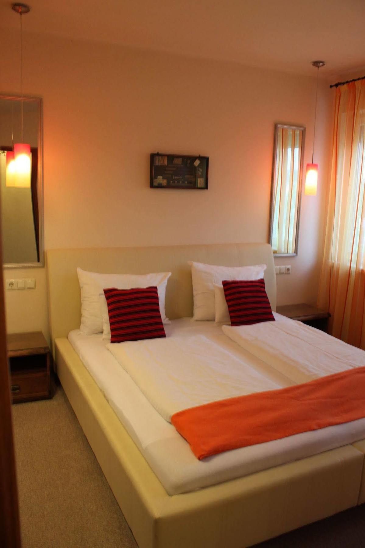 Hotel Al Faro Lodge Am See 포돌스돌프앰씨 외부 사진