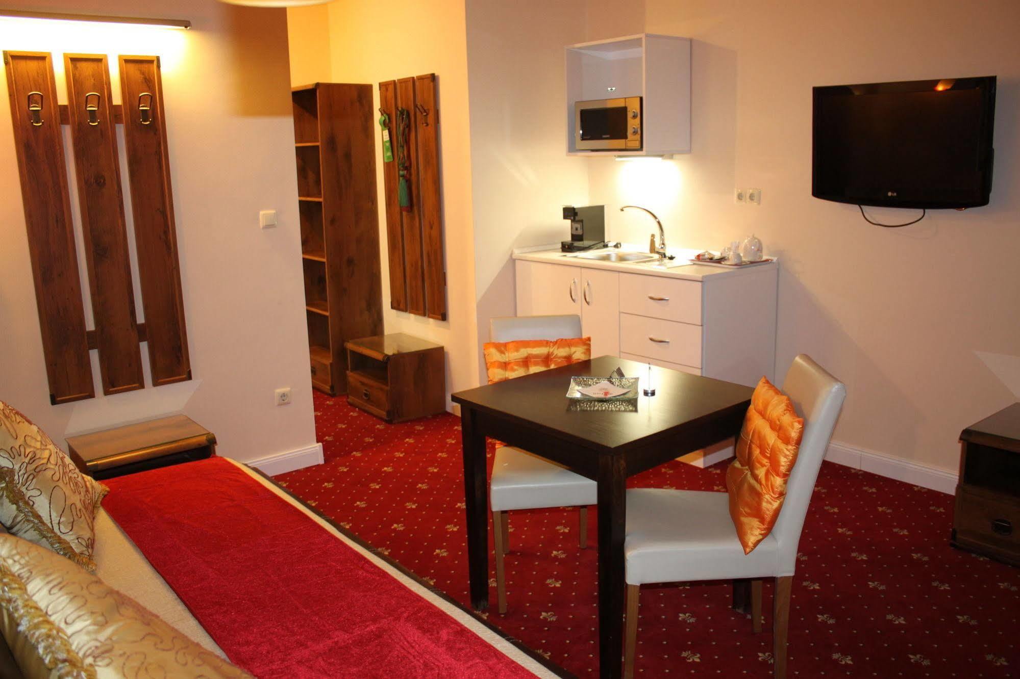 Hotel Al Faro Lodge Am See 포돌스돌프앰씨 외부 사진